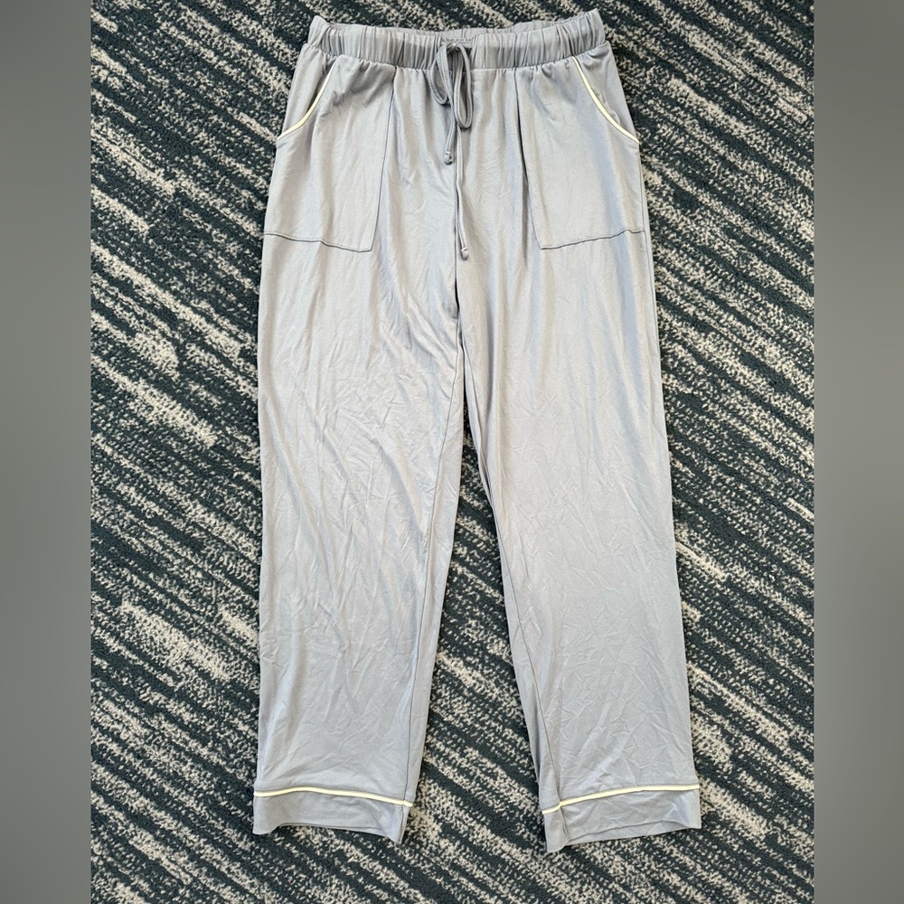 Women’s sleep pants
